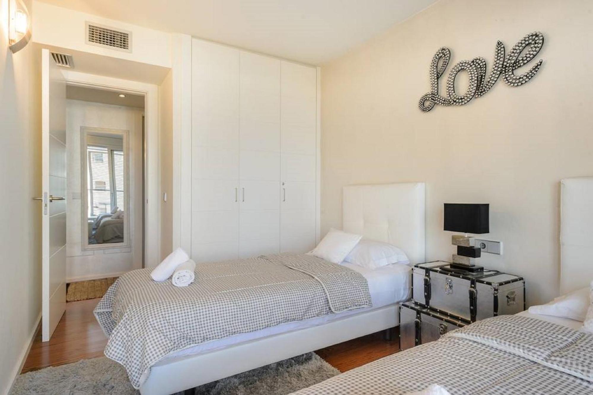 Apartment Ikebana Ibiza Town Luaran gambar